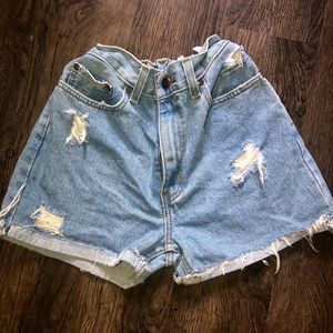 jean shorts!